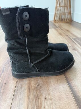 Skechers Australia Black Suede Boots Size 7